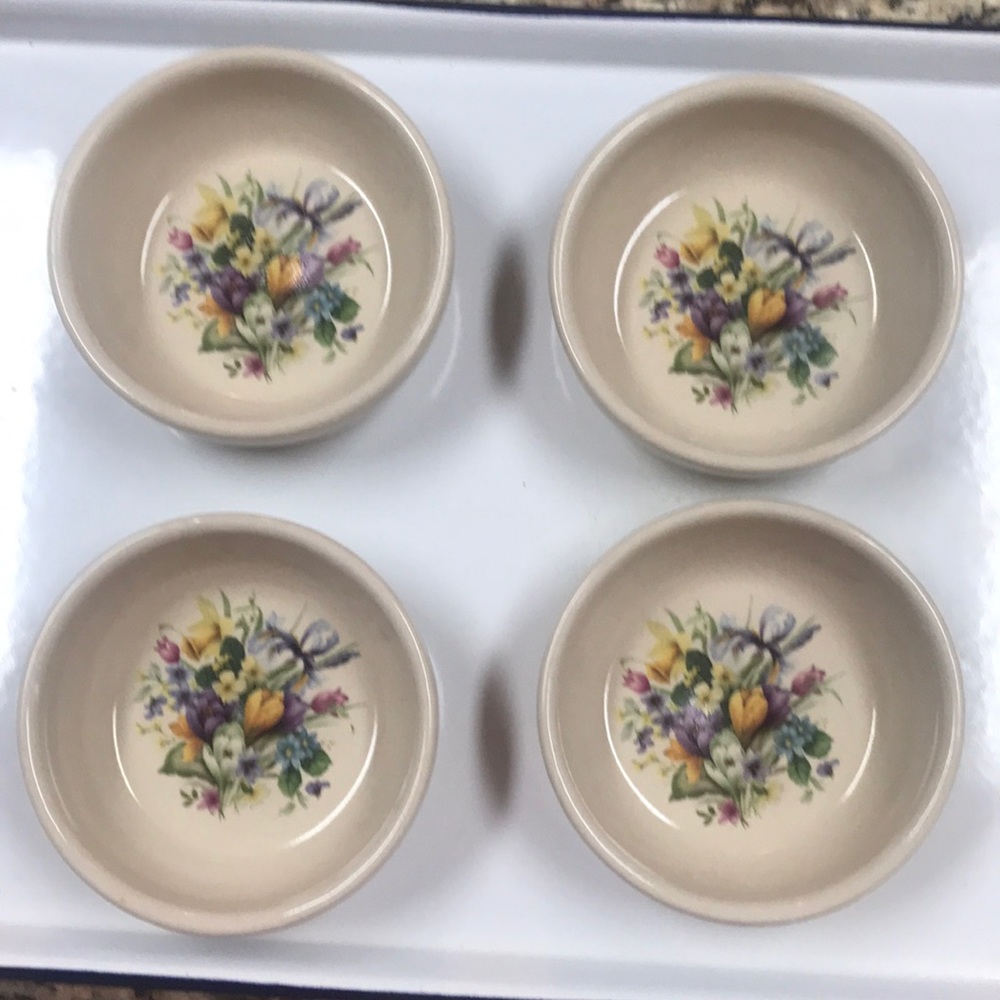 Bowls Pottery Vintage Shaker & Thangs Floral Pottery Bowls - Marshall, TX